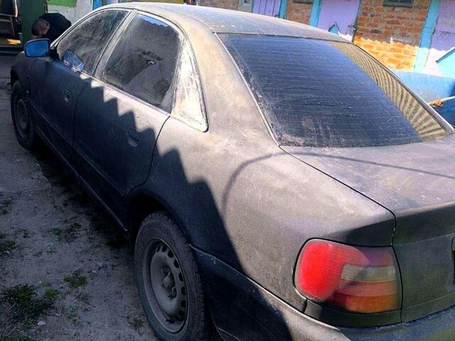 Ауди А4, объемом двигателя 19 л и пробегом 300 тыс. км за 1100 $, фото 4 на Automoto.ua
