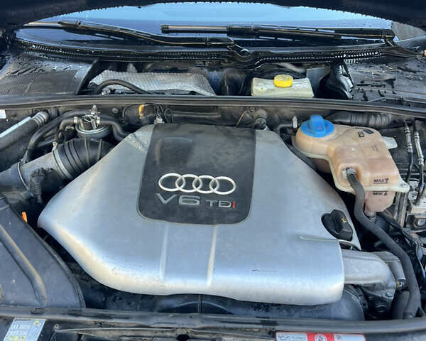 Ауди А4, объемом двигателя 2.5 л и пробегом 271 тыс. км за 4700 $, фото 8 на Automoto.ua