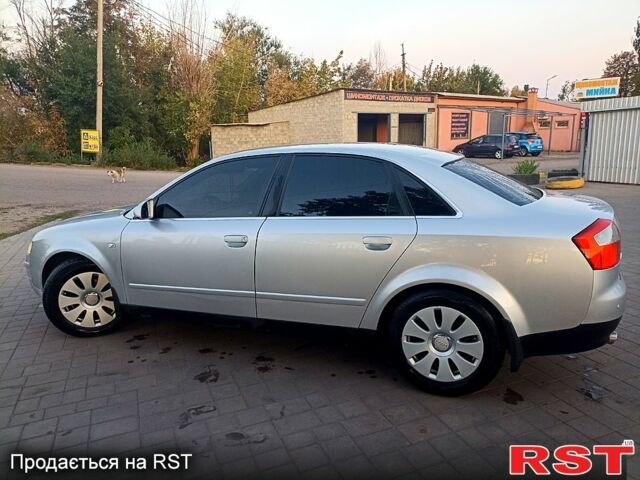 Ауди А4, объемом двигателя 2 л и пробегом 217 тыс. км за 5500 $, фото 1 на Automoto.ua