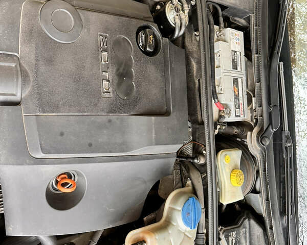 Ауди А4, объемом двигателя 2 л и пробегом 210 тыс. км за 6700 $, фото 9 на Automoto.ua