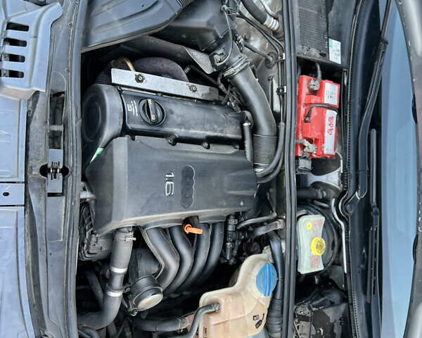 Ауді А4, об'ємом двигуна 1.6 л та пробігом 313 тис. км за 6000 $, фото 25 на Automoto.ua
