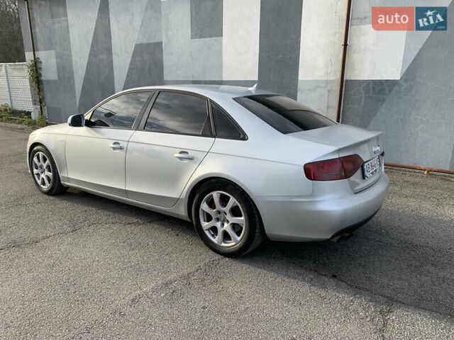 Ауди А4, объемом двигателя 2 л и пробегом 292 тыс. км за 7800 $, фото 4 на Automoto.ua