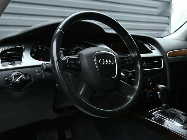Ауді А4, об'ємом двигуна 2 л та пробігом 240 тис. км за 9350 $, фото 22 на Automoto.ua