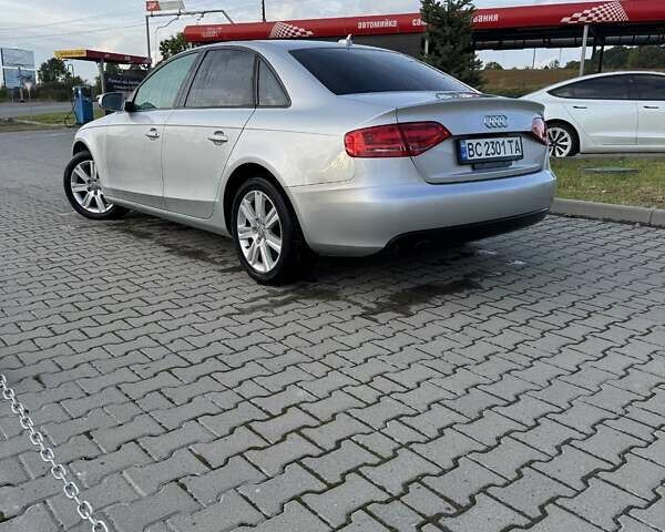 Ауді А4, об'ємом двигуна 2 л та пробігом 344 тис. км за 9300 $, фото 6 на Automoto.ua