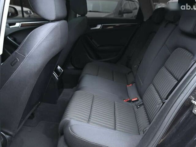 Ауді А4, об'ємом двигуна 2 л та пробігом 240 тис. км за 9350 $, фото 29 на Automoto.ua