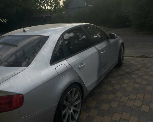 Ауді А4, об'ємом двигуна 2 л та пробігом 305 тис. км за 5700 $, фото 2 на Automoto.ua