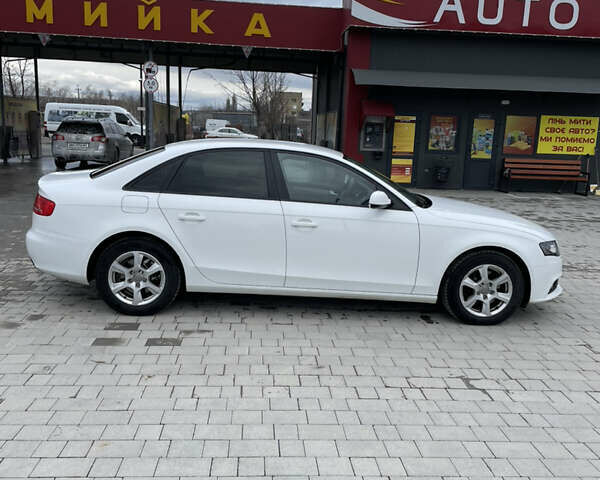 Ауди А4, объемом двигателя 1.8 л и пробегом 145 тыс. км за 10500 $, фото 2 на Automoto.ua