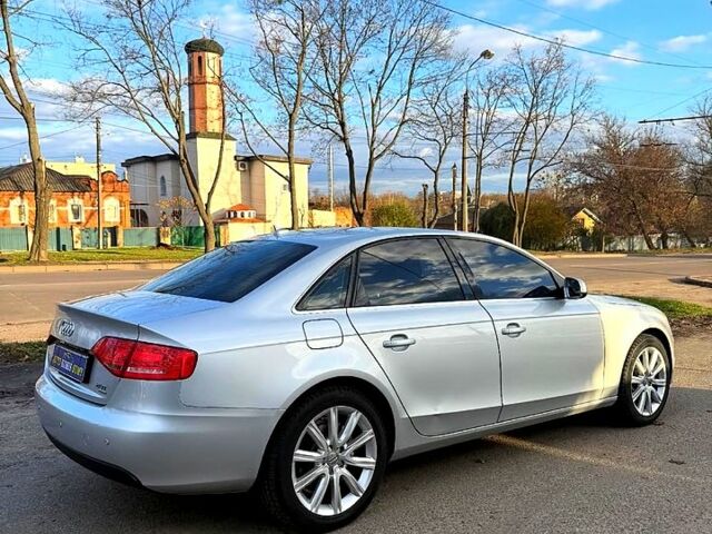 Ауді А4, об'ємом двигуна 2 л та пробігом 235 тис. км за 10500 $, фото 4 на Automoto.ua