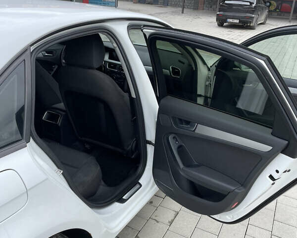 Ауди А4, объемом двигателя 1.8 л и пробегом 145 тыс. км за 10500 $, фото 23 на Automoto.ua