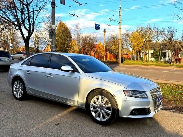 Ауді А4, об'ємом двигуна 2 л та пробігом 235 тис. км за 10500 $, фото 5 на Automoto.ua