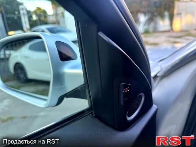 Ауди А4, объемом двигателя 2 л и пробегом 214 тыс. км за 8500 $, фото 4 на Automoto.ua