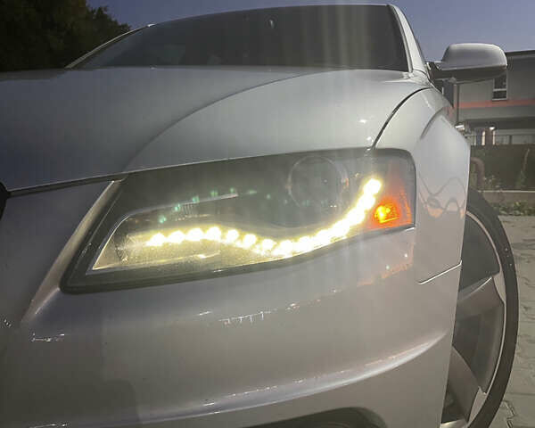 Ауди А4, объемом двигателя 2 л и пробегом 285 тыс. км за 11200 $, фото 9 на Automoto.ua