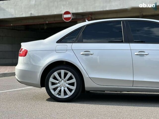 Ауді А4 2012 у Києві на Automoto.ua Ауді А4, об'ємом двигуна 2 л та пробігом 169 тис. км за 12650 $, фото 11 на Automoto.ua