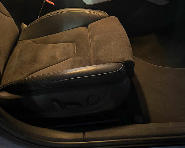 Ауди А4, объемом двигателя 2 л и пробегом 285 тыс. км за 11200 $, фото 19 на Automoto.ua