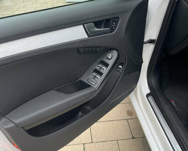 Ауди А4, объемом двигателя 2 л и пробегом 155 тыс. км за 12000 $, фото 2 на Automoto.ua
