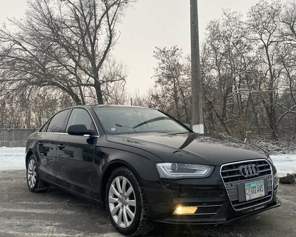Ауді А4, об'ємом двигуна 1.98 л та пробігом 151 тис. км за 12800 $, фото 1 на Automoto.ua