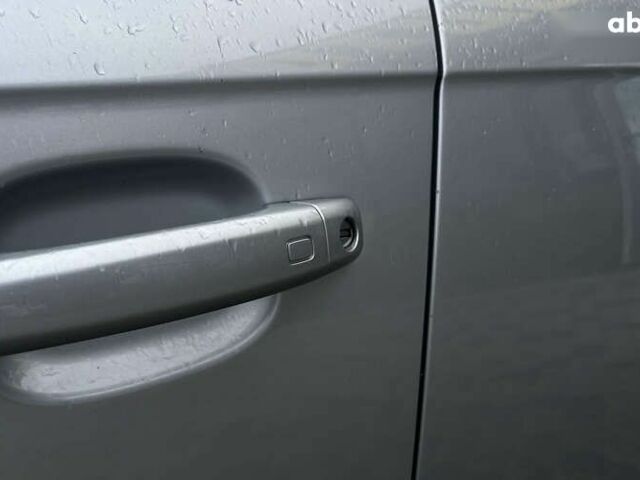 Ауди А4, объемом двигателя 2 л и пробегом 137 тыс. км за 12000 $, фото 10 на Automoto.ua