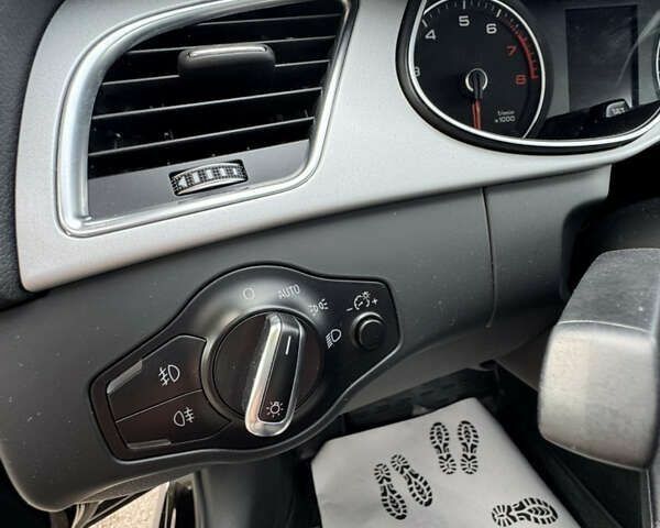 Ауди А4 2015 в Киеве на Automoto.ua Ауди А4, объемом двигателя 2 л и пробегом 280 тыс. км за 12700 $, фото 21 на Automoto.ua