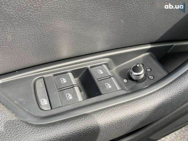 Ауди А4, объемом двигателя 2 л и пробегом 159 тыс. км за 16090 $, фото 8 на Automoto.ua