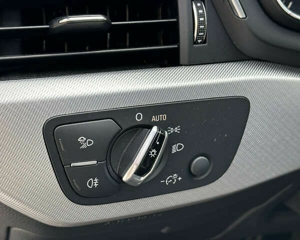 Ауди А4, объемом двигателя 2 л и пробегом 195 тыс. км за 13900 $, фото 9 на Automoto.ua