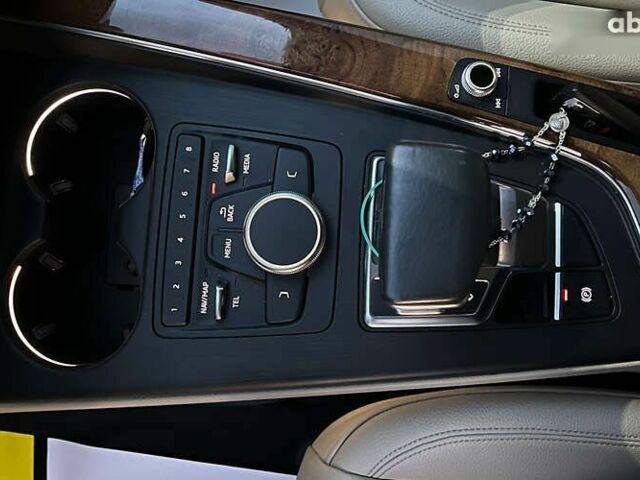 Ауді А4, об'ємом двигуна 2 л та пробігом 241 тис. км за 15900 $, фото 15 на Automoto.ua