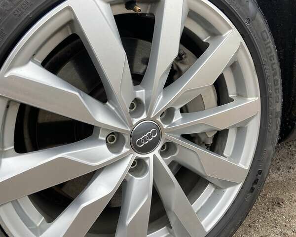 Ауді А4, об'ємом двигуна 2 л та пробігом 230 тис. км за 15690 $, фото 6 на Automoto.ua