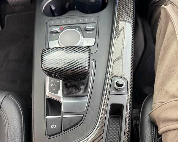 Ауді А4, об'ємом двигуна 1.98 л та пробігом 167 тис. км за 19000 $, фото 12 на Automoto.ua