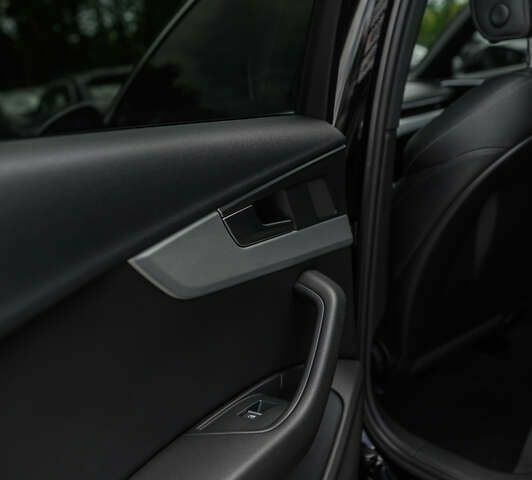 Ауді А4, об'ємом двигуна 2 л та пробігом 182 тис. км за 23500 $, фото 28 на Automoto.ua