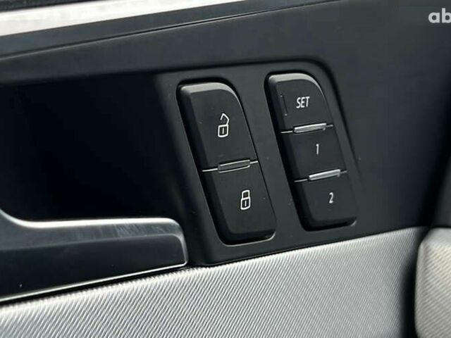 Ауді А4, об'ємом двигуна 2 л та пробігом 95 тис. км за 17999 $, фото 20 на Automoto.ua