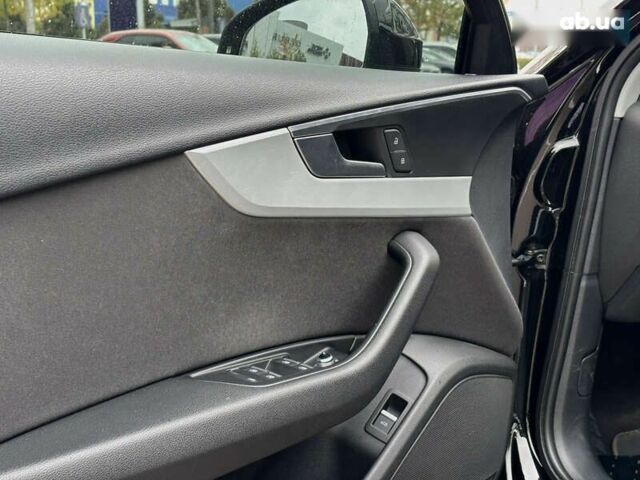 Ауді А4, об'ємом двигуна 2 л та пробігом 218 тис. км за 19400 $, фото 13 на Automoto.ua