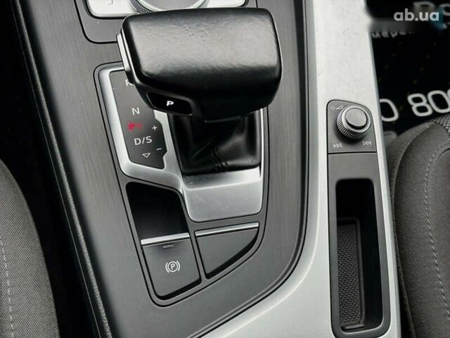 Ауді А4, об'ємом двигуна 2 л та пробігом 218 тис. км за 19400 $, фото 27 на Automoto.ua