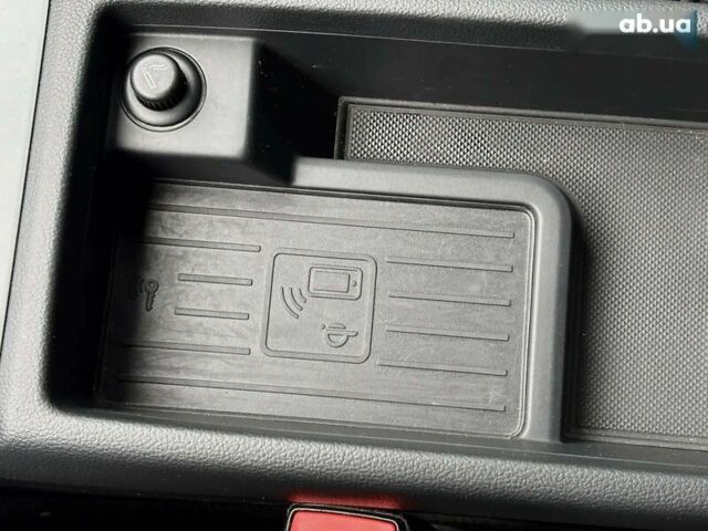 Ауді А4, об'ємом двигуна 2 л та пробігом 218 тис. км за 19400 $, фото 28 на Automoto.ua