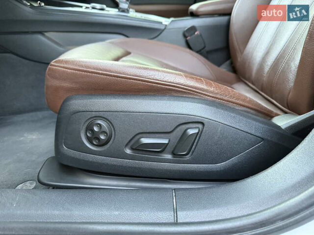 Ауді А4, об'ємом двигуна 2 л та пробігом 127 тис. км за 21000 $, фото 23 на Automoto.ua
