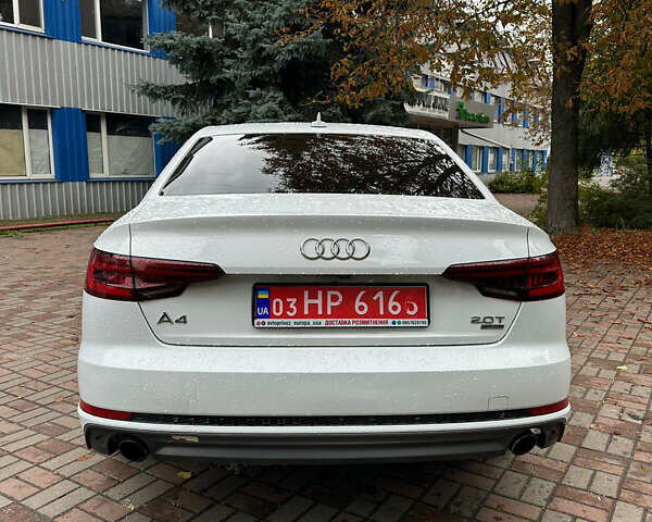 Ауді А4, об'ємом двигуна 2 л та пробігом 272 тис. км за 13800 $, фото 5 на Automoto.ua