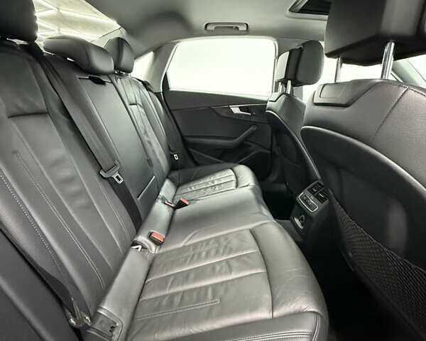 Ауді А4, об'ємом двигуна 1.98 л та пробігом 65 тис. км за 20800 $, фото 27 на Automoto.ua
