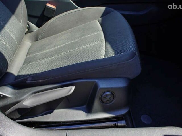 Ауді А4 2018 у Житомирі на Automoto.ua Ауді А4, об'ємом двигуна 2 л та пробігом 150 тис. км за 19700 $, фото 29 на Automoto.ua