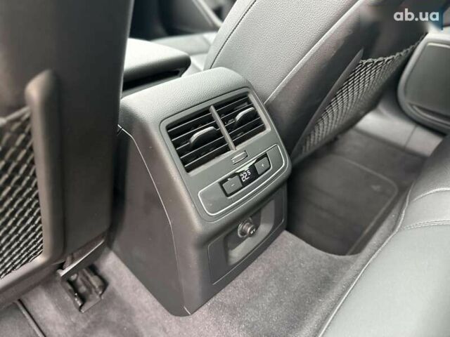 Ауді А4 2018 у Києві на Automoto.ua Ауді А4, об'ємом двигуна 2 л та пробігом 76 тис. км за 22700 $, фото 24 на Automoto.ua