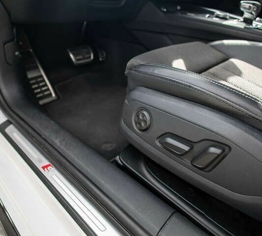 Ауди А4, объемом двигателя 2 л и пробегом 175 тыс. км за 27990 $, фото 23 на Automoto.ua