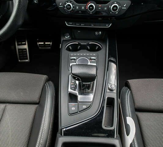 Ауди А4, объемом двигателя 2 л и пробегом 175 тыс. км за 27990 $, фото 9 на Automoto.ua