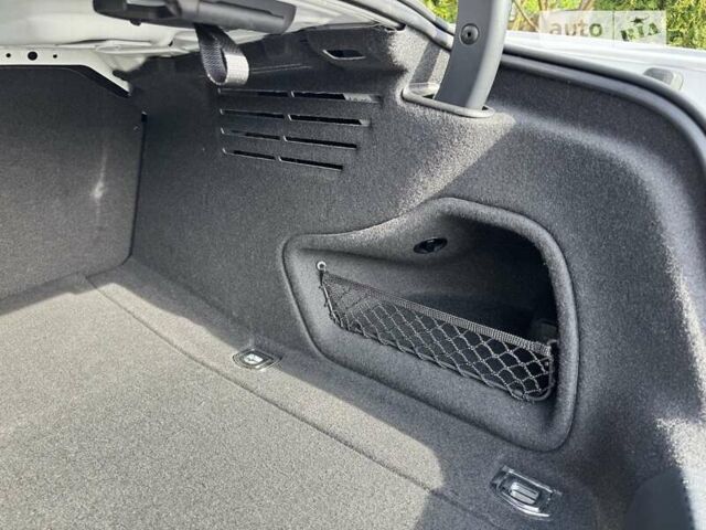 Ауди А4, объемом двигателя 1.98 л и пробегом 42 тыс. км за 25000 $, фото 18 на Automoto.ua