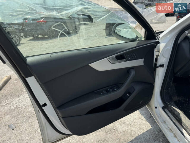 Ауді А4, об'ємом двигуна 0 л та пробігом 141 тис. км за 9400 $, фото 8 на Automoto.ua