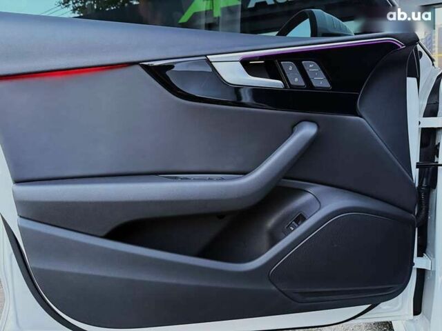 Ауді А4, об'ємом двигуна 2 л та пробігом 76 тис. км за 31499 $, фото 27 на Automoto.ua
