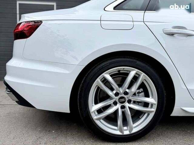 Ауди А4, объемом двигателя 2 л и пробегом 4 тыс. км за 37900 $, фото 14 на Automoto.ua