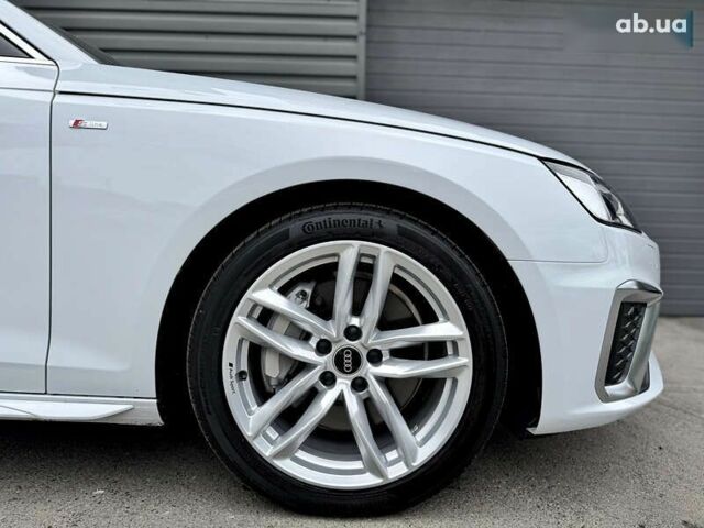 Ауди А4, объемом двигателя 2 л и пробегом 4 тыс. км за 37900 $, фото 15 на Automoto.ua