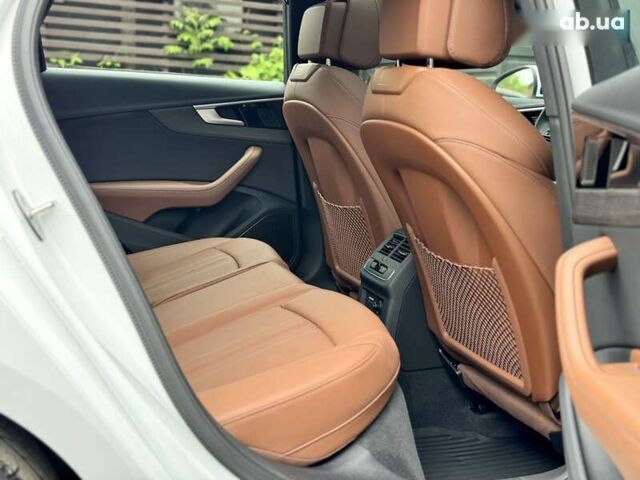 Ауди А4, объемом двигателя 2 л и пробегом 4 тыс. км за 37900 $, фото 28 на Automoto.ua