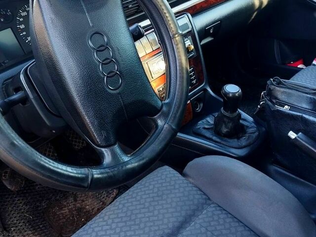 Ауди А4, объемом двигателя 18 л и пробегом 320 тыс. км за 2800 $, фото 7 на Automoto.ua