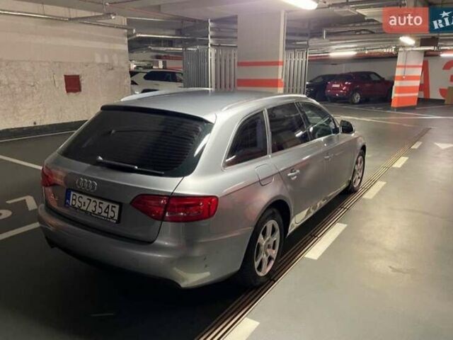 Ауди А4, объемом двигателя 2 л и пробегом 298 тыс. км за 2400 $, фото 1 на Automoto.ua