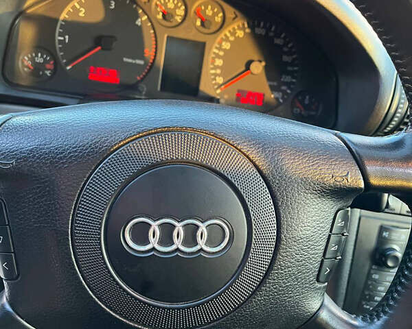 Ауді А4, об'ємом двигуна 1.9 л та пробігом 338 тис. км за 4500 $, фото 4 на Automoto.ua