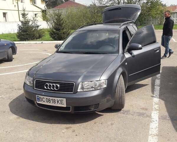 Ауди А4, объемом двигателя 2.5 л и пробегом 291 тыс. км за 6000 $, фото 4 на Automoto.ua