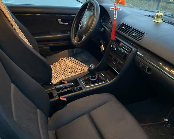 Ауді А4 2002 у Рівному на Automoto.ua Ауді А4, об'ємом двигуна 1.9 л та пробігом 450 тис. км за 3350 $, фото 6 на Automoto.ua